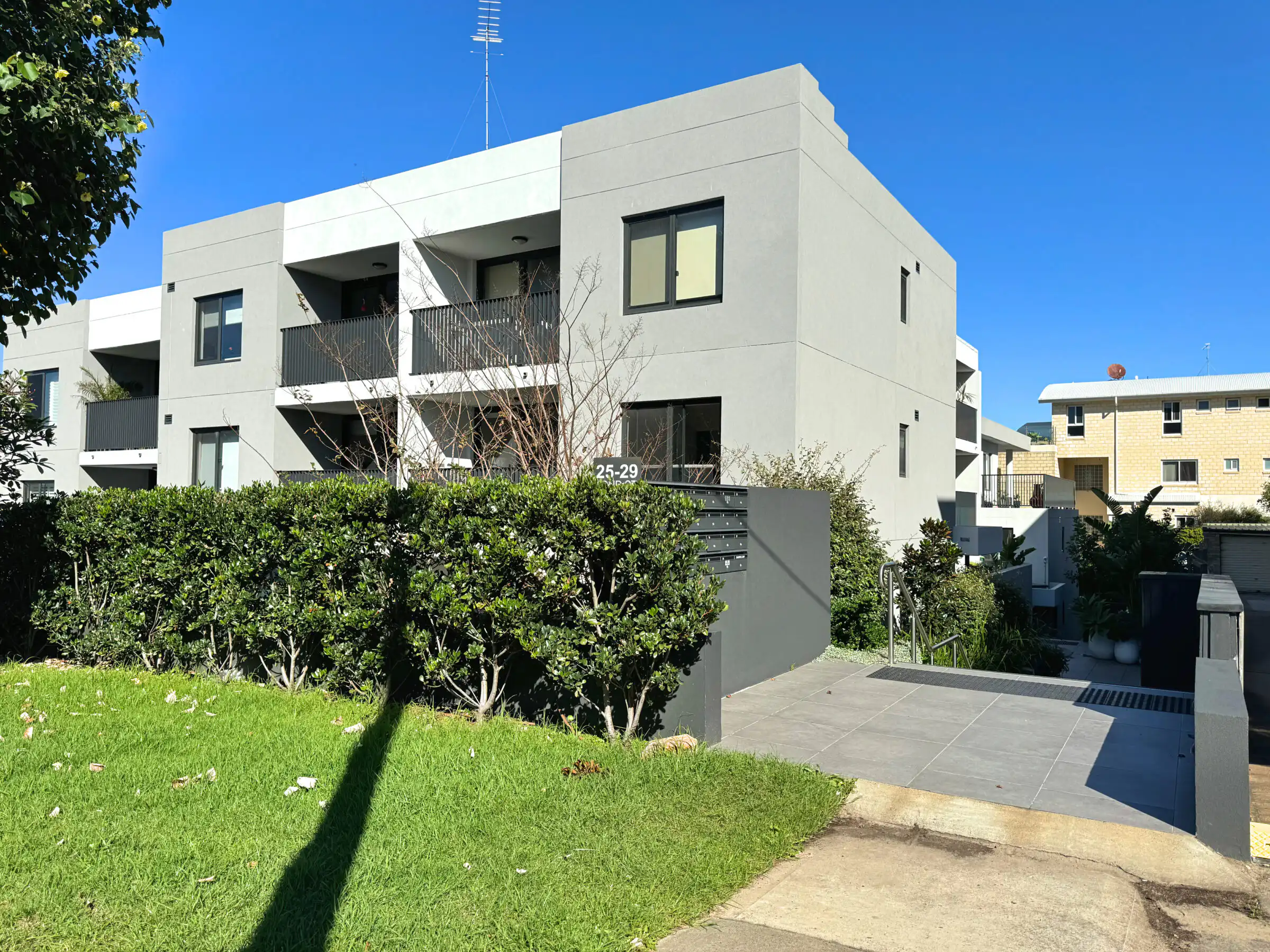 IMG_2237 - 9/25 Bond St Maroubra