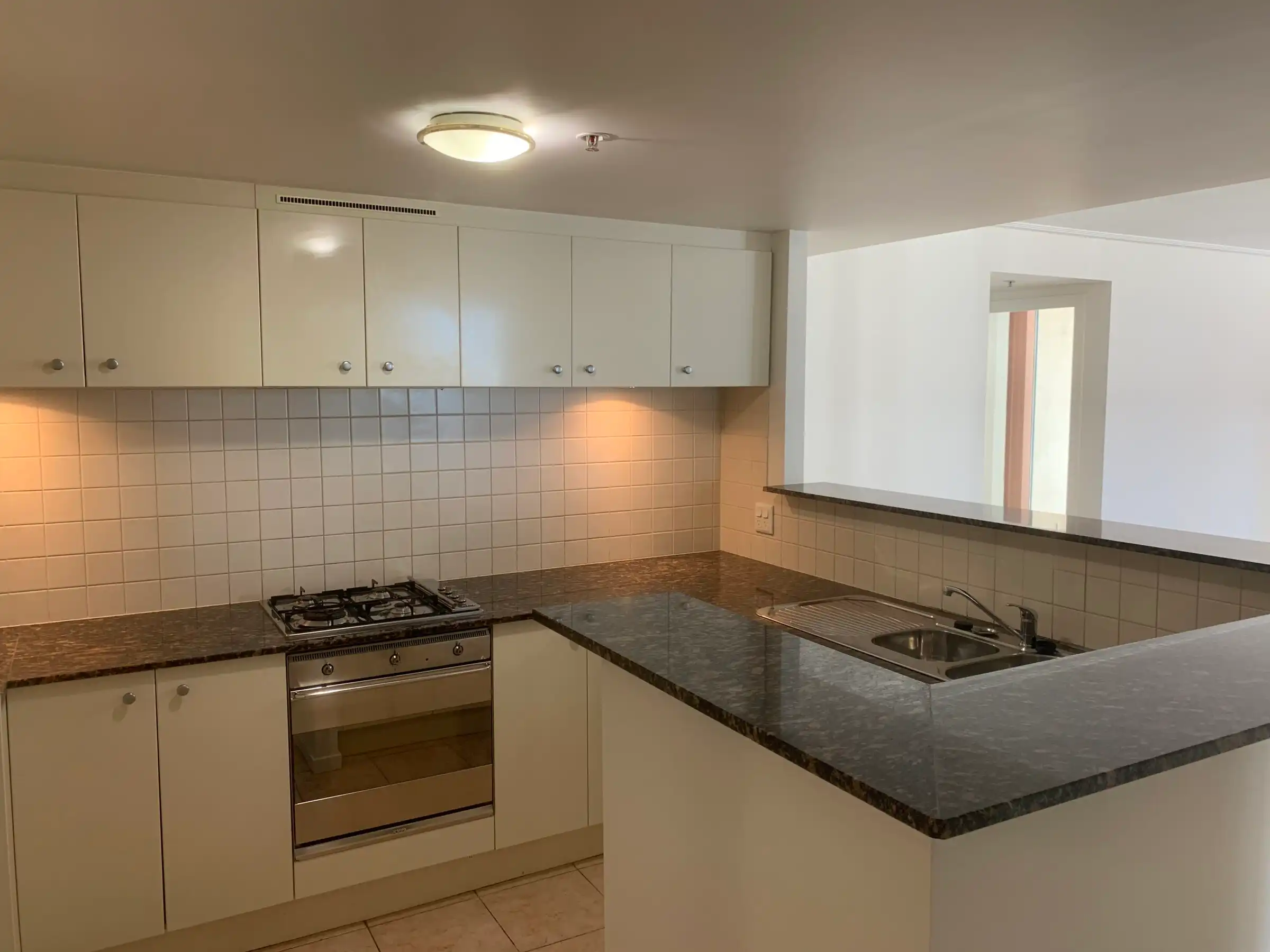 IMG_5501 - Impressive Two Bedroom Apartment with Views in Horden Towers Building